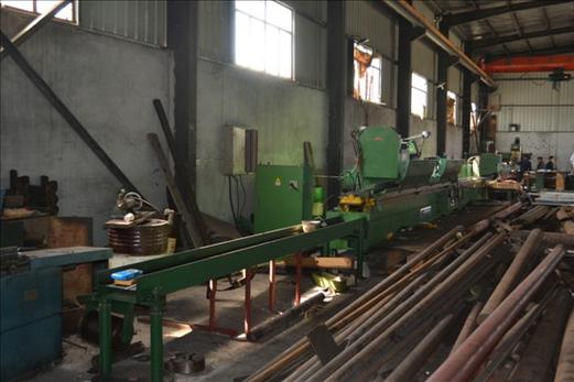p>宁波市镇海全德机械制造厂是专业生产加工大中型轴系产品的企业,本